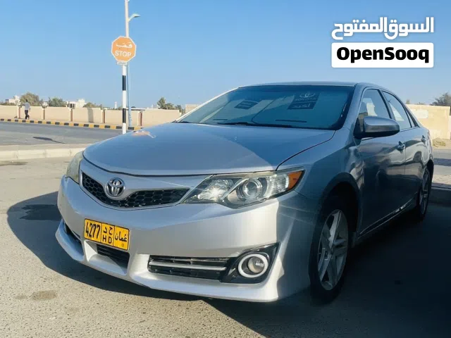 Toyota camry 2013 model in very neet and clean condition