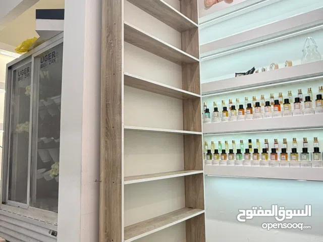 رفوف خشب مستعمل