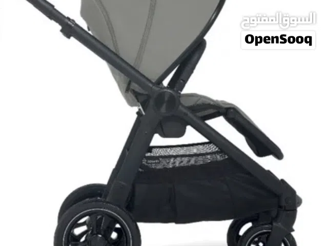 عربة أطفال ماماز اند باباز