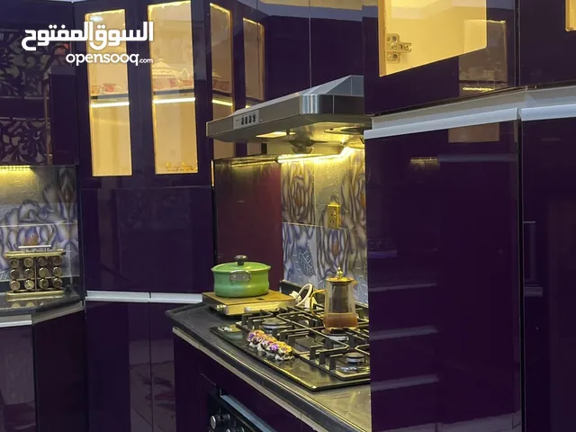 180m2 2 Bedrooms Townhouse for Sale in Basra Abu Al-Khaseeb