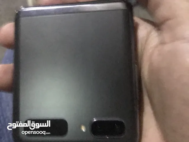 Samsung Galaxy Z Flip 256 GB in Tripoli
