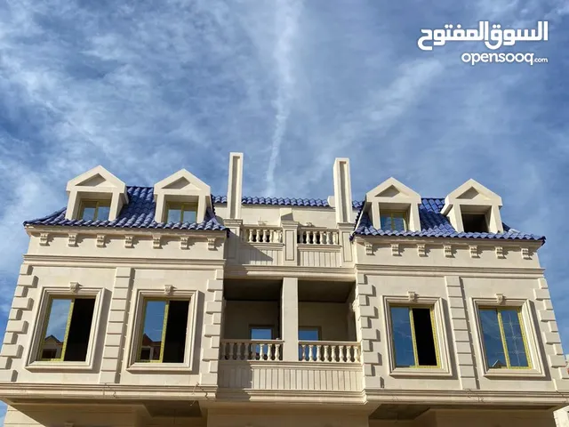 300 m2 4 Bedrooms Villa for Sale in Qalubia El Ubour