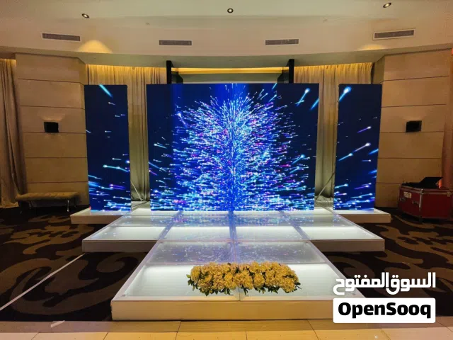 شاشات ضخمة داخلي وخارجي للمؤتمرات والاعراس