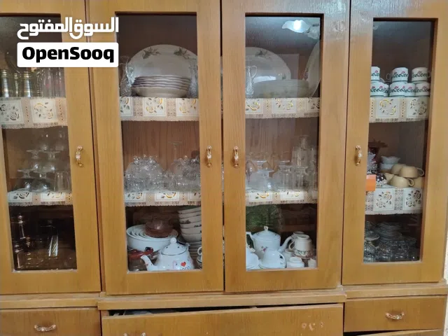 بوفيه للبيع خشب لاتيه بسعر مغري  جدااا 100دينارر