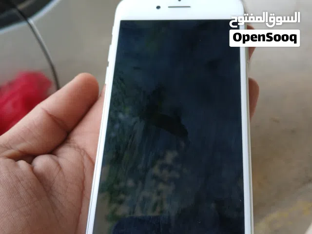 ايفون سبعه للبيع 32 g انا عارض فقط