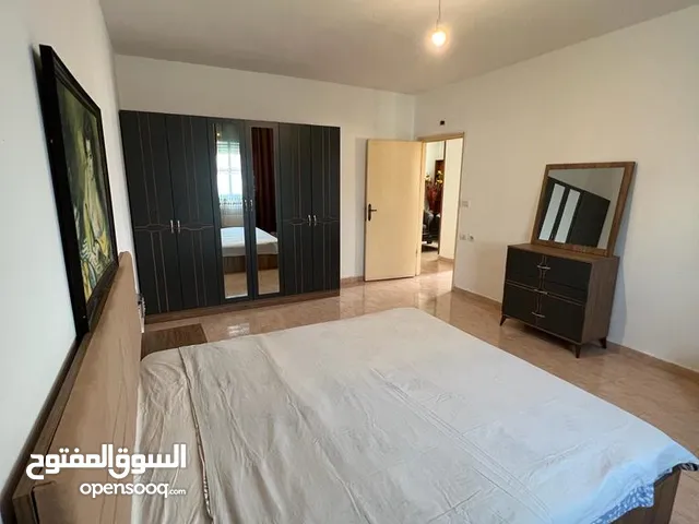 100 m2 2 Bedrooms Apartments for Rent in Ramallah and Al-Bireh Ein Musbah