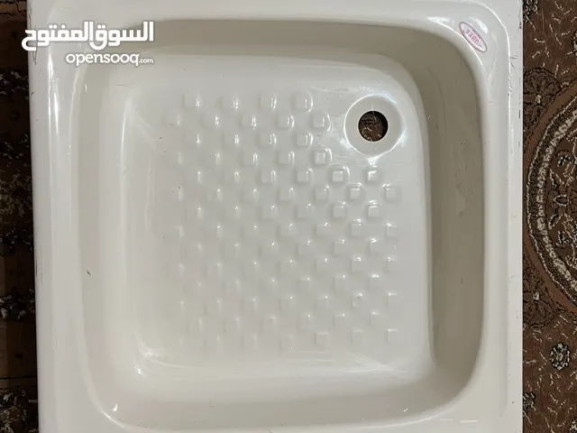 بانيو حمام 70 سم × 70 سم مستعمل بحالة الجديد صناعه مصريه