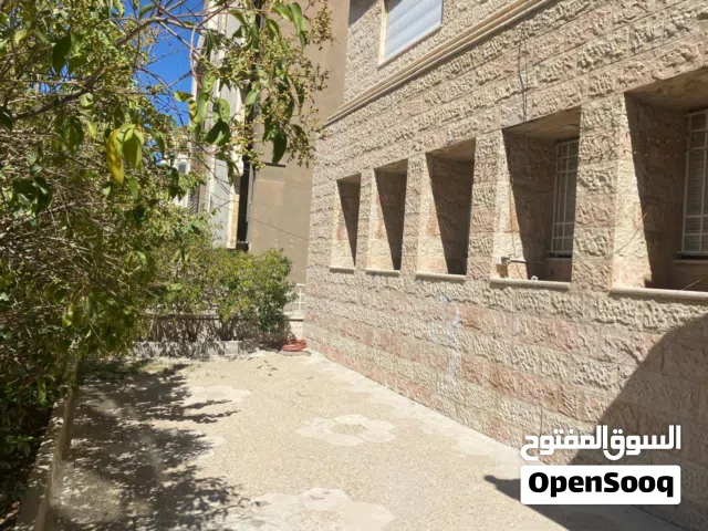 167 m2 3 Bedrooms Apartments for Sale in Amman Jabal Amman