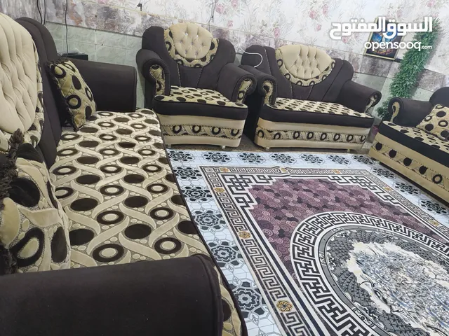 قنفة بنية بيجية للبيع مستعملة