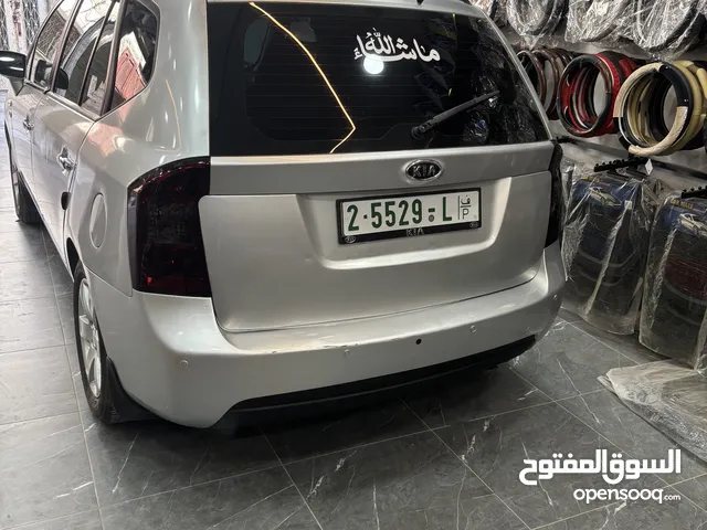 Used Kia Carens in Hebron