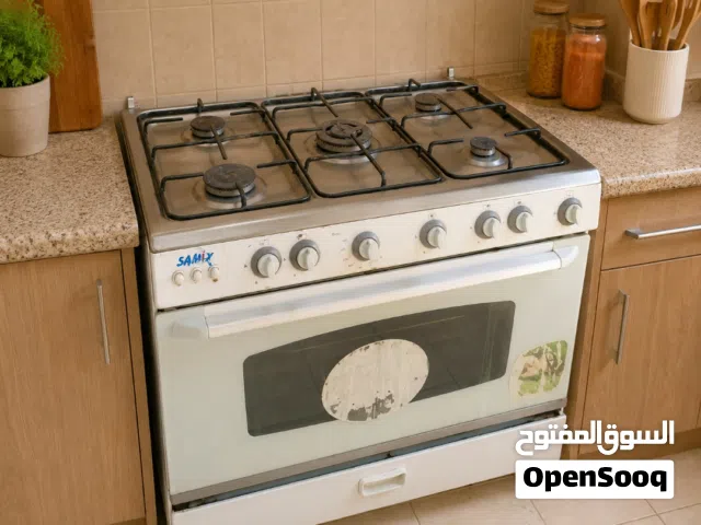 غاز 5 عيون 90 سم شغال كامل ناره ممتازه نضيف فقط 55 دينار