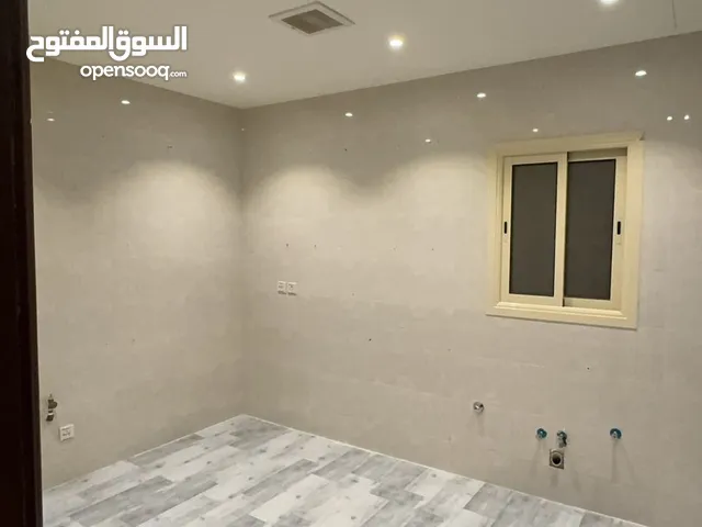 180 m2 2 Bedrooms Apartments for Rent in Al Riyadh Al Mahdiyah