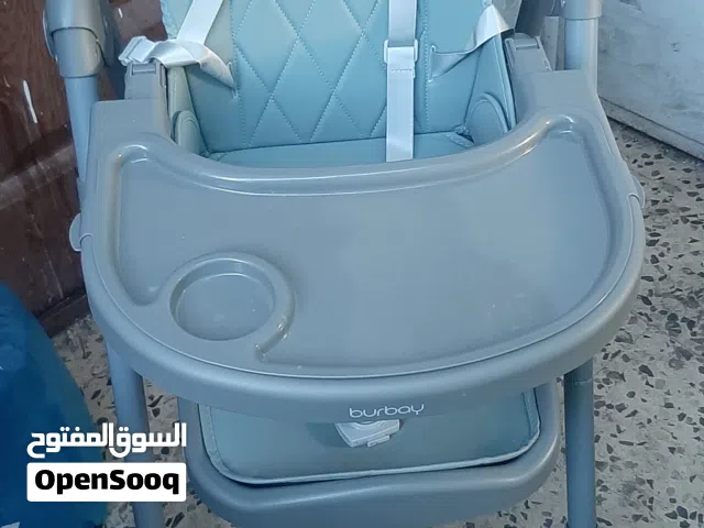 كرسي اطفال متحرك من ماركه burbay