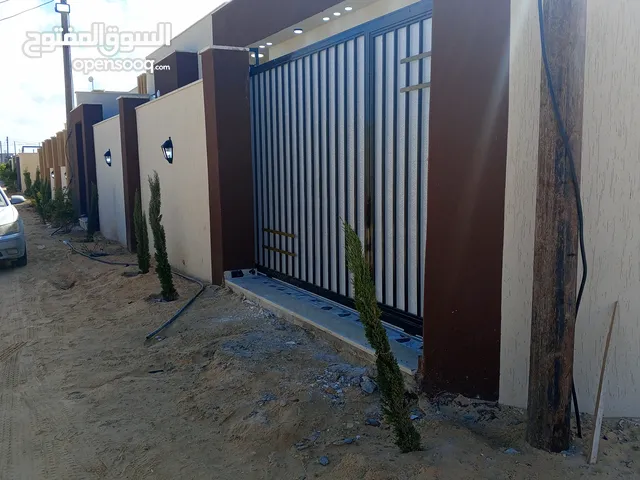 155 m2 5 Bedrooms Townhouse for Sale in Misrata Other