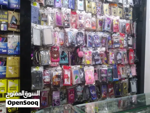 محل للبيع عرطه وسعر بلاش. بختصار بيع 11الف سعودي في موقعه او ب 12الف ونقل المحل اي مكان داخل صنعاء