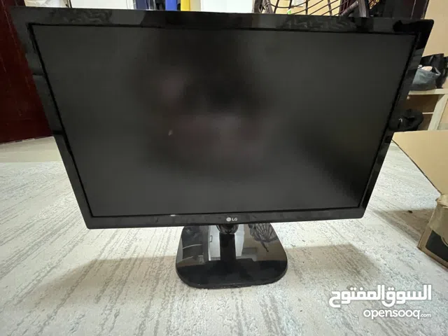 22" LG monitors for sale  in Al Ain