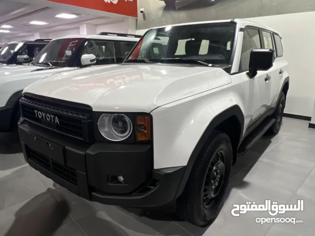 تويوتا برادو 2025 لو أوبشن — أداء يعتمد عليه وقوة في كل طريق