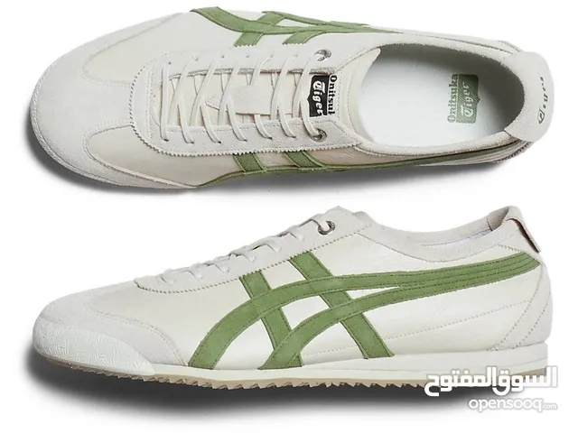 White Comfort Shoes in Southern Governorate