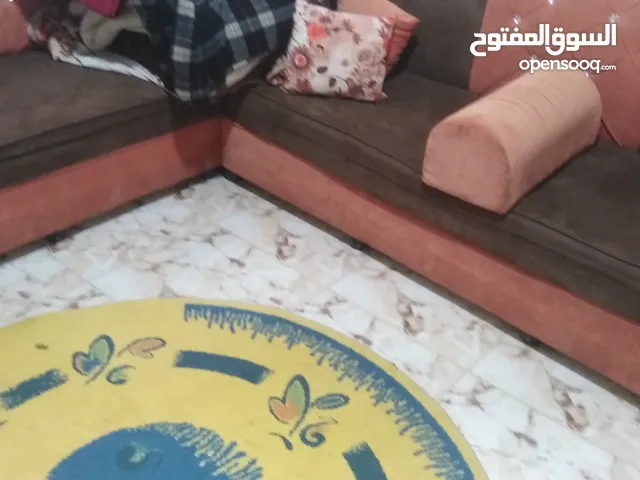 كورنر بحالة جيدة للبيع جدا