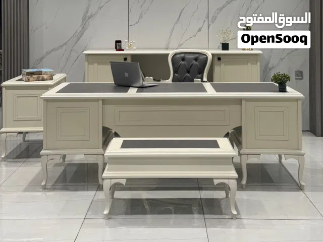 اثاث مكتبي فاخر
