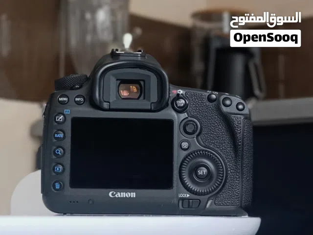 كاميرا كانون 5Ds دقة 50 ميكا بكسل