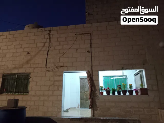 170 m2 5 Bedrooms Townhouse for Sale in Mafraq Al-Khalidya