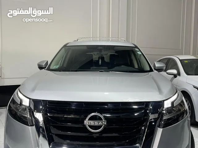 Nissan Pathfinder SL 2023 نيسان باثفايندر
