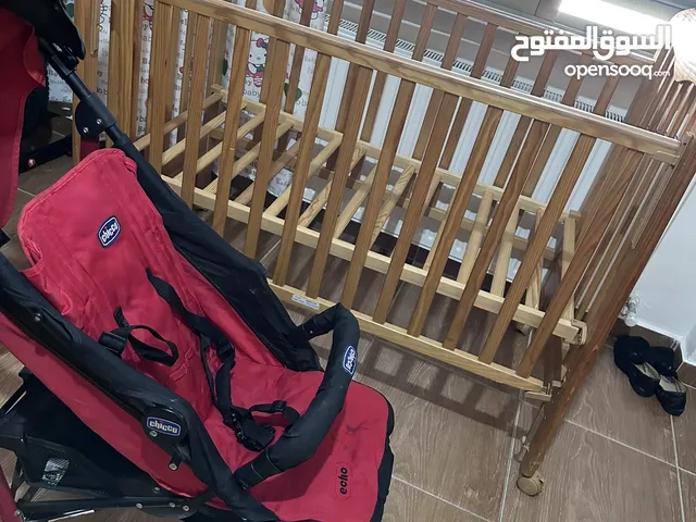 سرير طفل + عرباي ( شيكو )