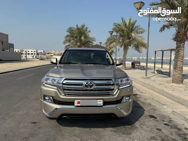 Toyota Land Cruiser 2017 V6 for sale
