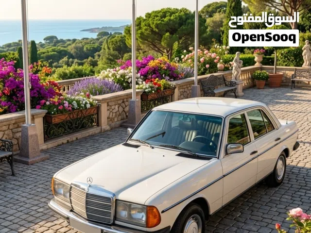 1984 مرسيدس بنز الفئة-E E 200
