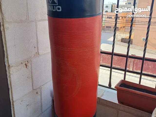 بوكسينق للبيع بسعر ممتاز مع كفوف للبيع