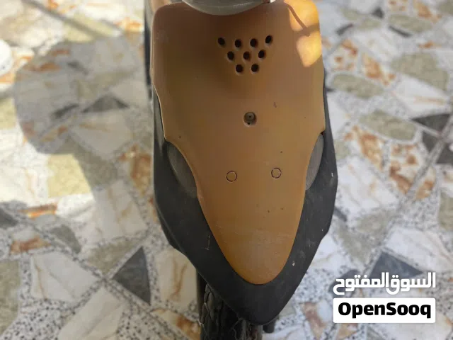 دراجه 9 زروف جديده كلشي مابيها شي بس من تمشي الهندر شوي يكض