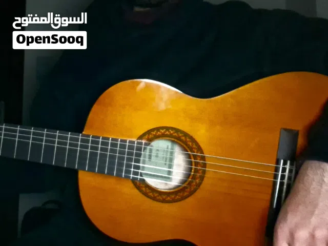 جيتار كلاسيكي ياماها c40