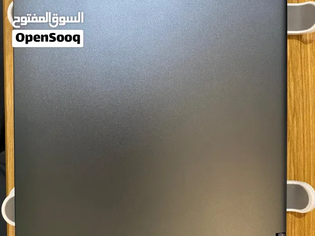 Lenovo Yoga 6 Slim.