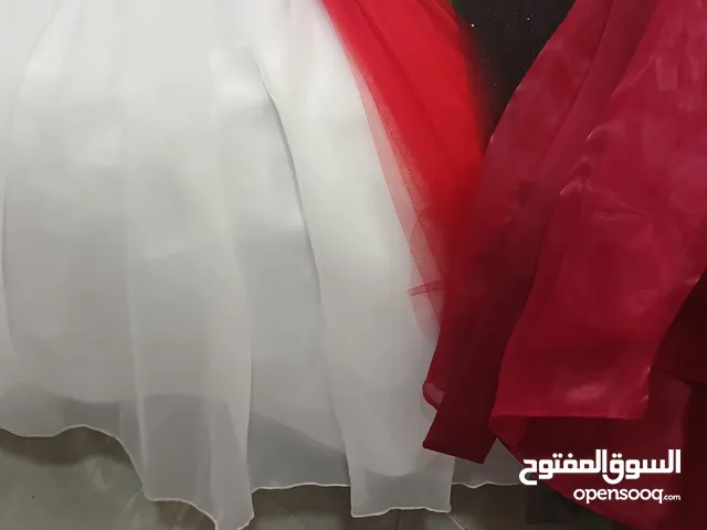 فستانين جديد لبسو مره وحده حق بنات