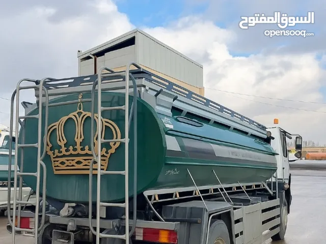 تنك ماء للبيع