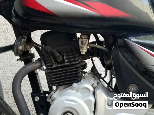 2021 باجاج بوكسر