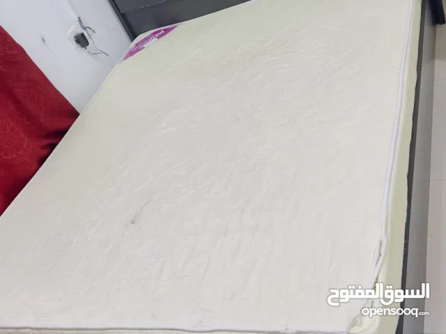 Bedframe and mattress