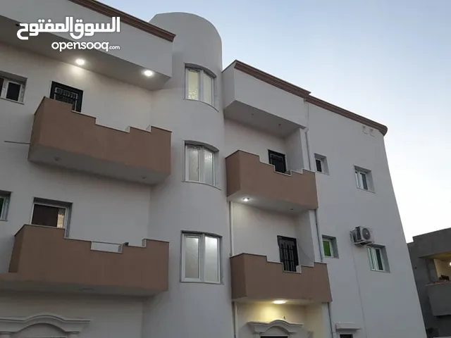 250 m2 More than 6 bedrooms Townhouse for Sale in Tripoli Janzour