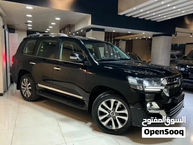 2019 Toyota Land Cruiser VXR
