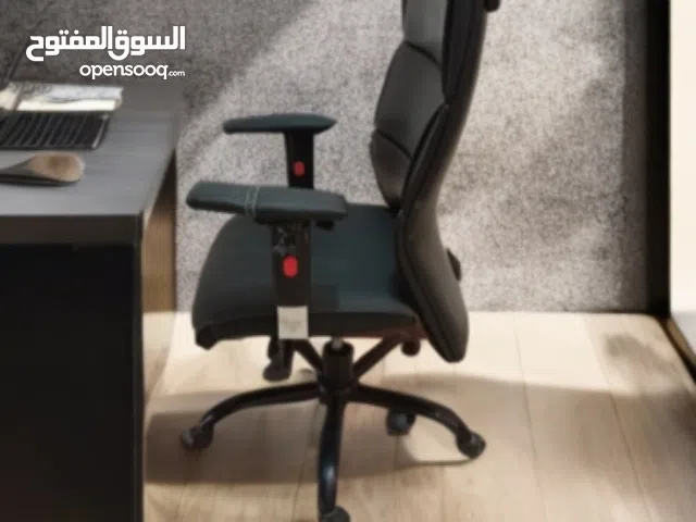 كراسي مكتبية فخمه ومريحه جدا بانواع مختلفه وجودة عالية باسعار عرطه