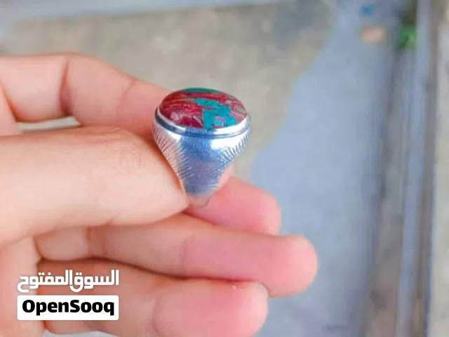 خاتم فضه عيار 925 مع حجر كريم ( كبد الدم) وزنه '17g' سعره 40$ منهي