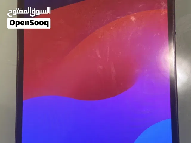 ايفون 12 برو ماكس لايوجد اي تعليق فقط كسر من الخلف