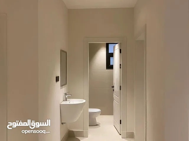 180 m2 4 Bedrooms Apartments for Rent in Jeddah Hai Al-Tayseer