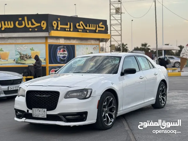 كرايسلر 300 رقم بصره