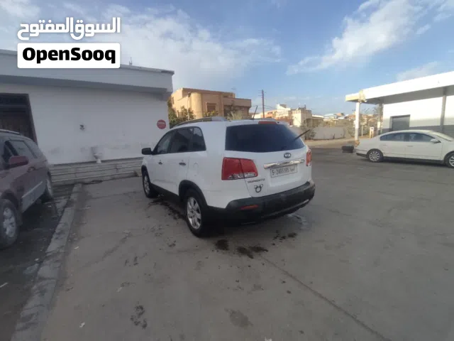 Used Kia Sorento in Tripoli