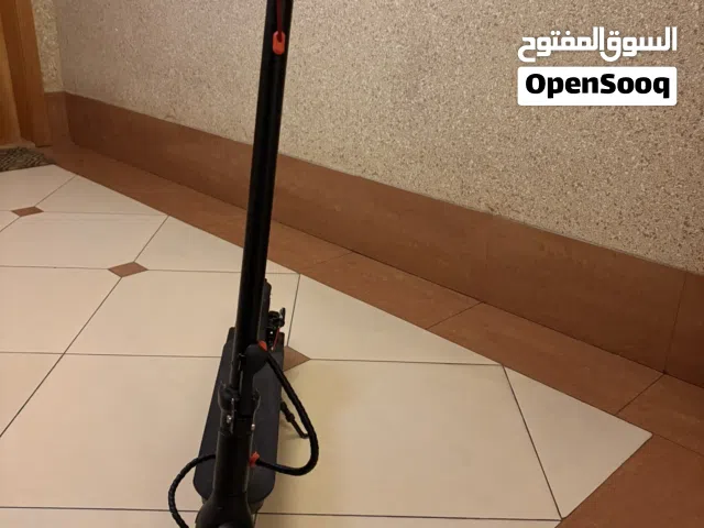 Selling my Crony M365 Electric Scooter,normal usage,and in excellent condition no scratches or dents