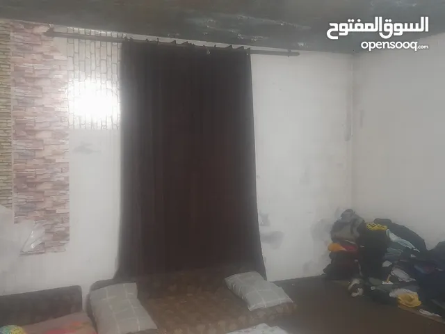300 m2 More than 6 bedrooms Townhouse for Rent in Irbid Hakama Street