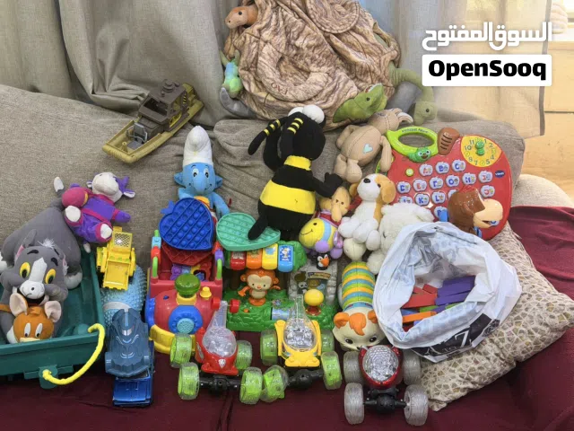 مجموعة ألعاب ودمى وألعاب تعليمية للبيع