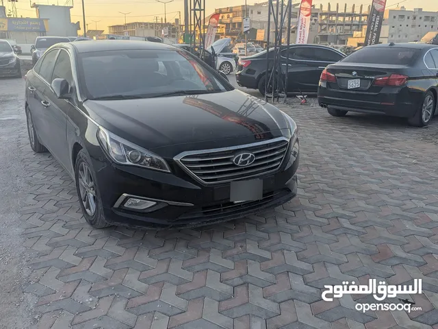 سوناتا 2016 كامله عدا فتحه محرك توربو 1600cc نظام توفير وقود خاليه من الحوادث بجاهزيه دهب